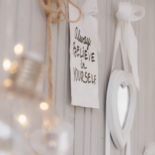 10 Powerful Ways to Use Affirmation Cards for Daily Positivity